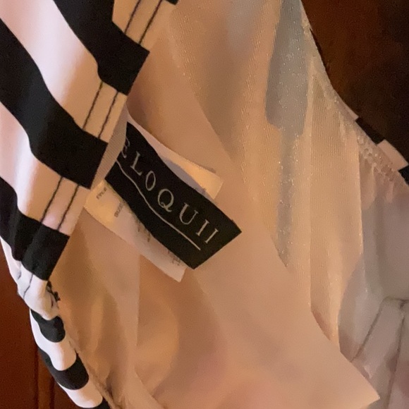 Monokini swimsuit - Picture 3 of 3